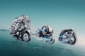 Teks foto: Menjawab Tantangan Elektrifikasi, Melampaui Ekspektasi Berkendara dengan TIGGO 8 Chery Super Hybrid 3. (Chery Indonesia)
