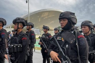 Teks Foto: Petugas Brimob Polri melakukan apel siaga di Sumatera Utara. (Dok. Divhumas Polri)