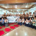 Teks Foto: Jaksa Kejari Jakarta Barat edukasi puluhan siswa-siswi SMPN 75 Jakarta Barat lewat program Jaksa Masuk Sekolah. (Istimewa)