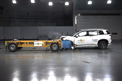 Teks foto: mobil SUV AION V uji test crash EURO NCAP 2025. (Dok. GAC Indonesia)