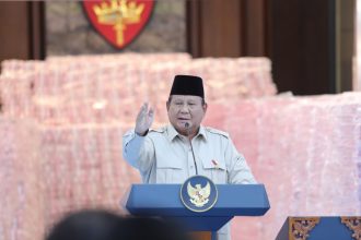 Teks foto: Presiden RI Prabowo Subianto hadiri penyerahan tahap V Satgas PKH RI dan uang penampakan Rp 6,6 Triliun dikembalikan ke negara. (Dok. Puspenkum Kejagung)
